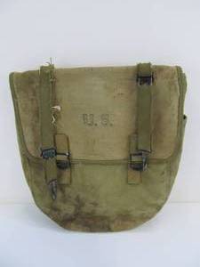 lot 113 image: WW2 Canvas Backpack Musette Bag