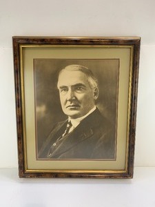 lot 126 image: Large Original Vintage Warren G. Harding Framed Photo Portrait
