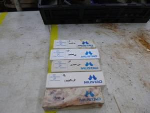 lot 286 image: Lot of (5 Boxes) Mustad Fish Hooks 1000-count