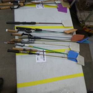 lot 158 image: Lot of (10) Custom Made Fishing Rod Fly Swatters