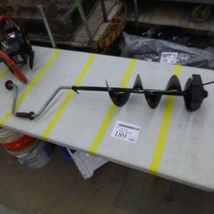 lot 189 image: Hand Crank Ice Auger with Bit 8D