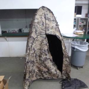lot 191 image: Pop-Up Hunting Blind