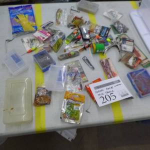 lot 205 image: Vintage Plastic Fishing Worms and Misc. Tackle