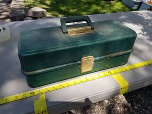 lot 103 image: Umco Metal Fishing Tackle Box 17305 Green 16L