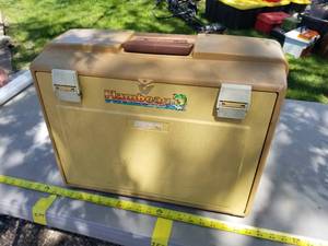 lot 116 image: Flambeau Plastic Fishing Tackle Box Suitcase with 5 Pull-Out Drawers 2275 Cream 20