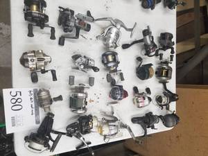lot 580 image: Lot of (20) Bait Casting Fishing Reels