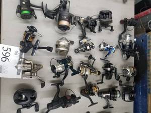 lot 596 image: Lot of (20) Fishing Reels