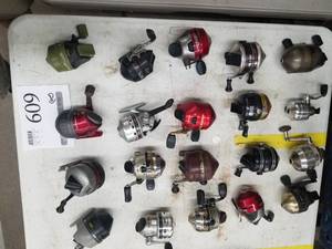 lot 609 image: Lot of (20) Fishing Reels