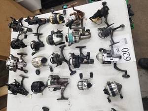 lot 620 image: Lot of (20) Fishing Reels
