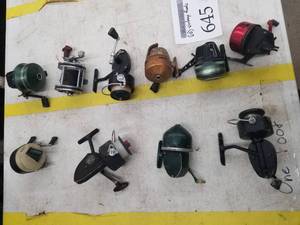 lot 645 image: Lot of (10) Vintage Fishing Reels
