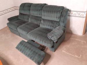 lot 4 image: Full Sofa Both Ends Recline Good S...