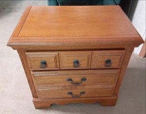 lot 7 image: 2 Drawer Dresser (26 X 17 X 25) ...