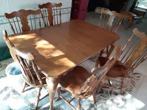 lot 12 image: Dining Table With 6 Chairs 63.5 X ...