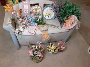 lot 29 image: Home Dcor Lot See Photos...