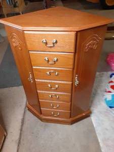 lot 32 image: Corner Jewelry Cabinet Great Shape...