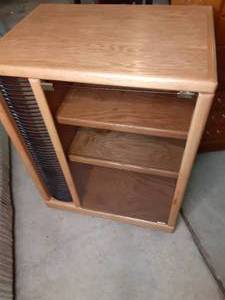 lot 33 image: Entertainment Center With Glass Doo...