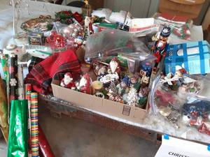 lot 88 image: Large Lot of HolidayChristmas Dc...