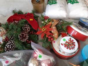 lot 89 image: Large Lighted Christmas Tree, Rope ...