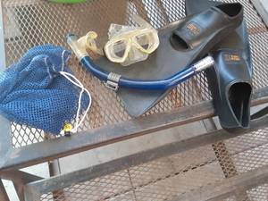 lot 93 image: Scuba Set in Case...