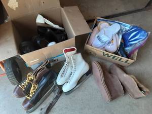 lot 97 image: Hockey (12), and Figure Skates (9),...