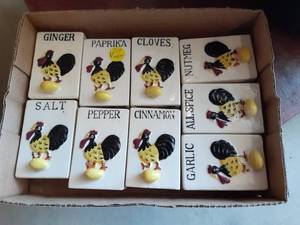 lot 108 image: (9) Vintage Shakers (Salt, Pepper, ...