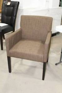 Living Room Arm Chair Brown 25Wx22Dx34H