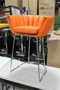 Metal Bar Chair Orange 23Wx21Dx35H