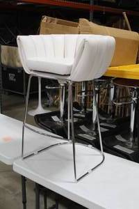 Metal Bar Chair White 23Wx21Dx35H