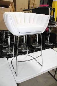 Metal Bar Chair White 23Wx21Dx35H