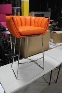 Metal Bar Chair Orange 23Wx21Dx35H