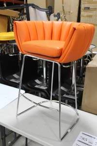 Metal Bar Chair Orange 23Wx21Dx35H