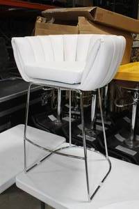 Metal Bar Chair White 23Wx21Dx35H