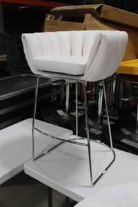 Metal Bar Chair White 23Wx21Dx35H