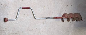 lot 47 image: Hand Ice Auger
