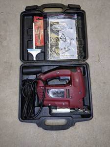 lot 30 image: Northern Industrial Variable Speed 6.0 Amp Jigsaw