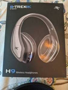lot 129 image: Sentey B-Trek H9 Wireless Headphones
