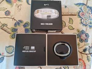 lot 130 image: Nike FuelBand - NEW
