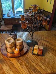 lot 118 image: Earthy & Elegant Candles and Candle Holder