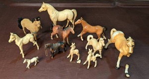 lot 236 image: (11) Model Horses