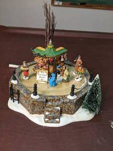 lot 230 image: Dept. 46 Dickens Village Series Town Square Market with Figurines