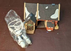 lot 209 image: Dept. 56 Dickens Village Series Butter Tub Barn Lighted Building