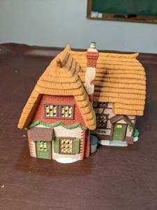 lot 201 image: Dept. 56 Dickens Village Series Cobb Cottage w Original Box