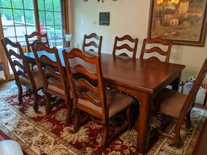 lot 3 image: Dick Idol by Klaussner Formal Dining Table with Eight Chairs