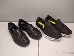 lot 388 image: (2) Pairs of Mens Slip on Shoes Size 9.5
