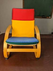 lot 262 image: Child Size Bentwood Reading Chair
