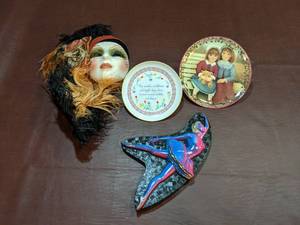 lot 259 image: Collectible Plates, Ballerina Wall Hanging, Feathered Face Mask