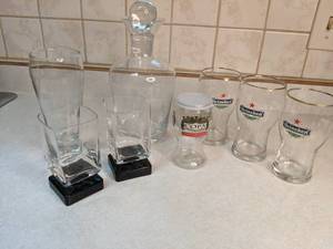 lot 620 image: Decanter and Branded Beer & Liquor Glasses