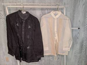 lot 497 image: (2) Mens Lightweight Embellished Long Sleeve Traditional Filipino Shirts Large