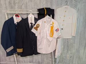 lot 498 image: Mens Pilot & Other Uniforms