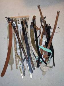lot 517 image: Womens Fashion Belts and Belt Hanger